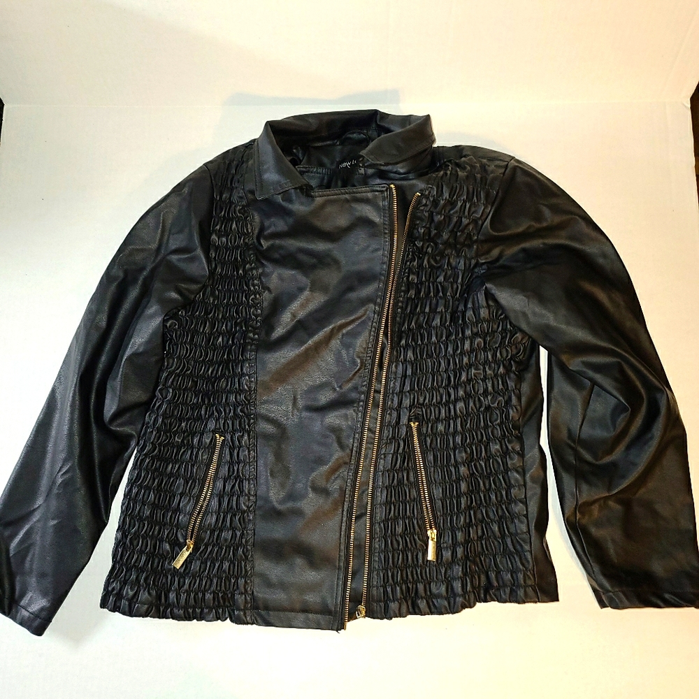 Black Woman's New Look Fall Jacket